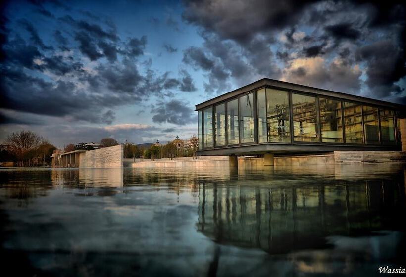 فندق Orestias Kastorias