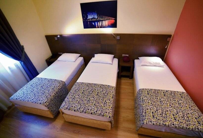 فندق Orestias Kastorias