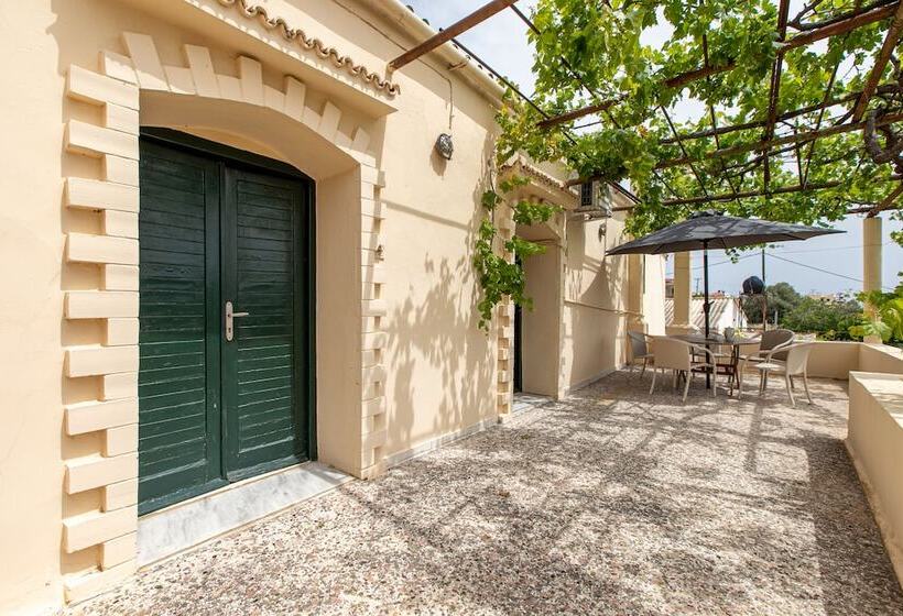 Orestis Hotel Sea View Apartments