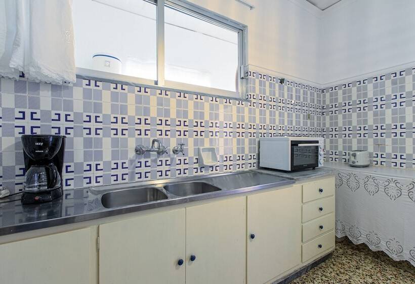 Orestis Hotel Sea View Apartments