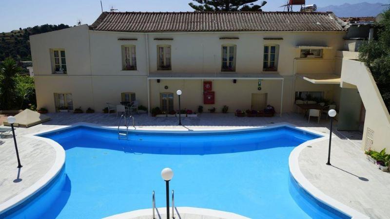 Orestis Hotel Sea View Apartments