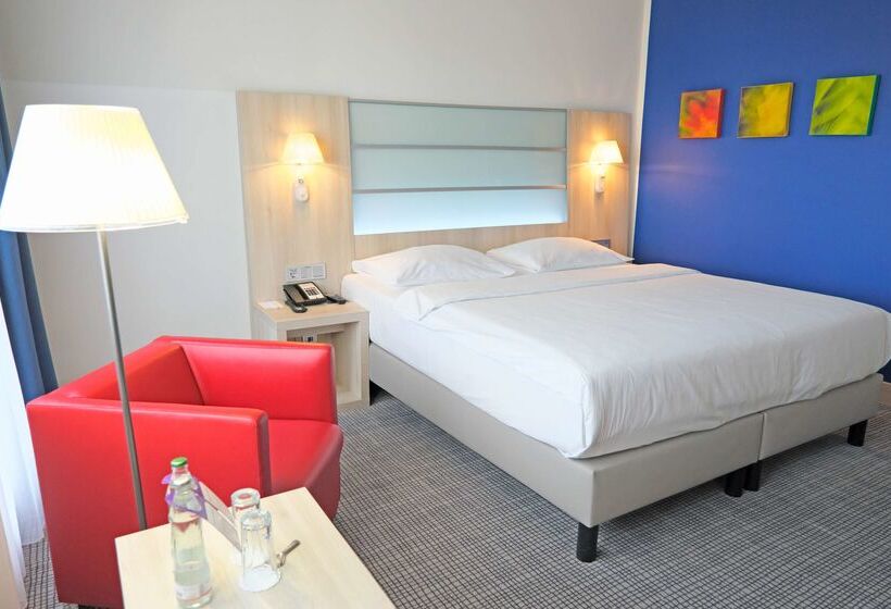 هتل Park Inn By Radisson Linz