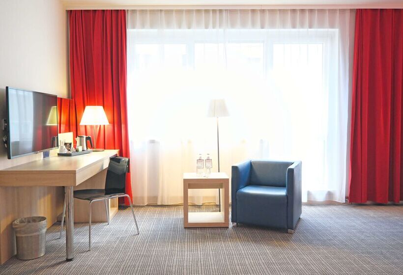 هتل Park Inn By Radisson Linz