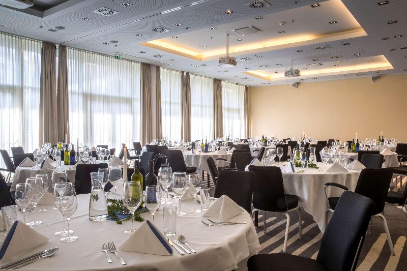 هتل Park Inn By Radisson Linz