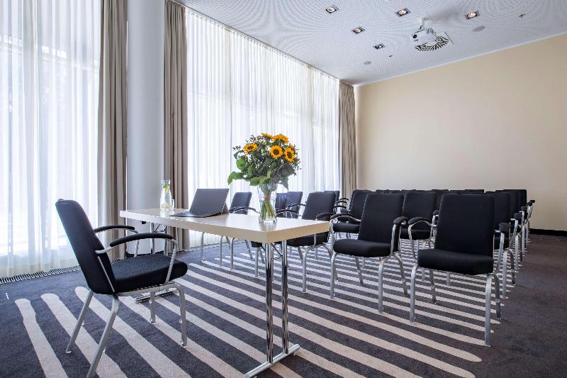 هتل Park Inn By Radisson Linz