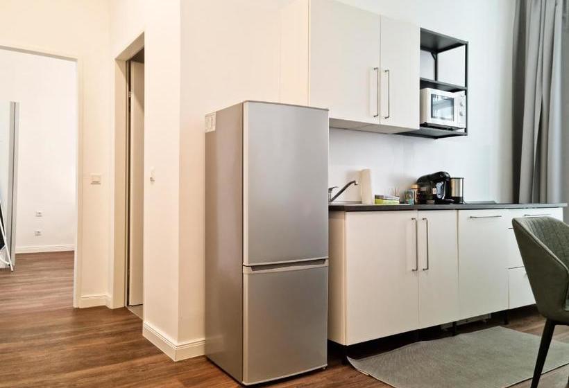 هتل Pension Mozart   Newly Renovated