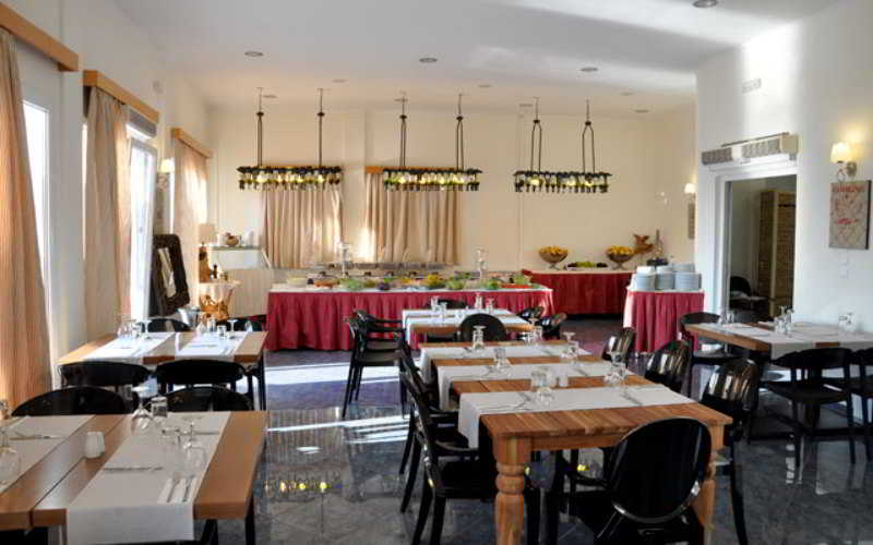 Отель Rocabella Corfu Suite & Spa