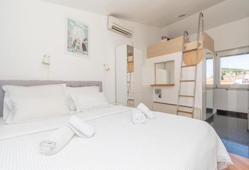 בית מלון כפרי Rooms Gold