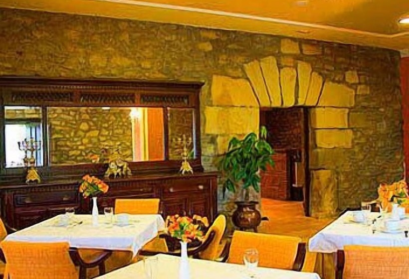 هتل روستایی Casona Los Caballeros