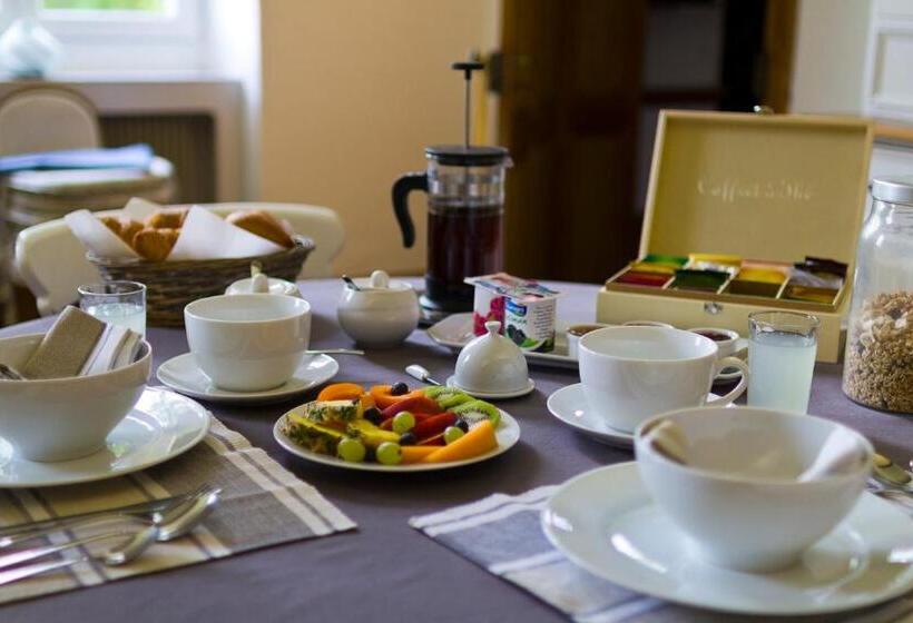 בית מלון כפרי Le Farat Bed & Breakfast