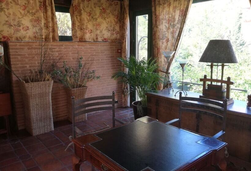 فندق ريفى Rural Castillo De Somaén