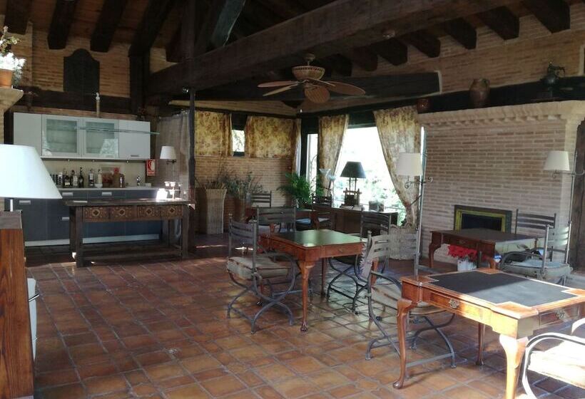 فندق ريفى Rural Castillo De Somaén