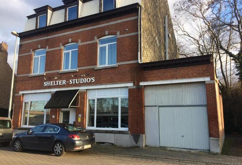 Отель Shelter Rooms