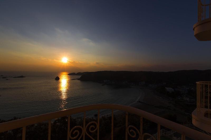 בית מלון כפרי Shimoda View