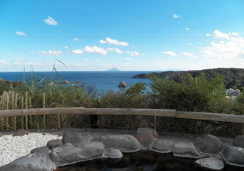 בית מלון כפרי Shimoda View