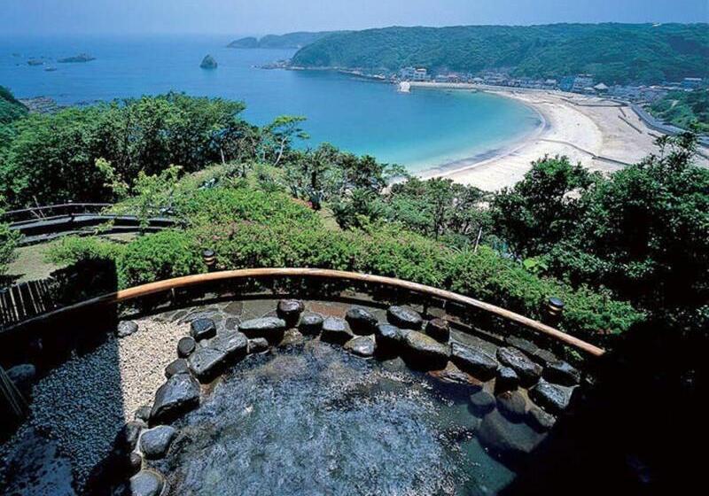 בית מלון כפרי Shimoda View