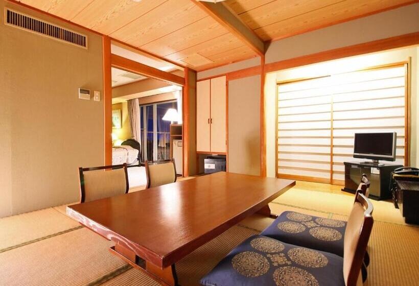 בית מלון כפרי Shimoda View