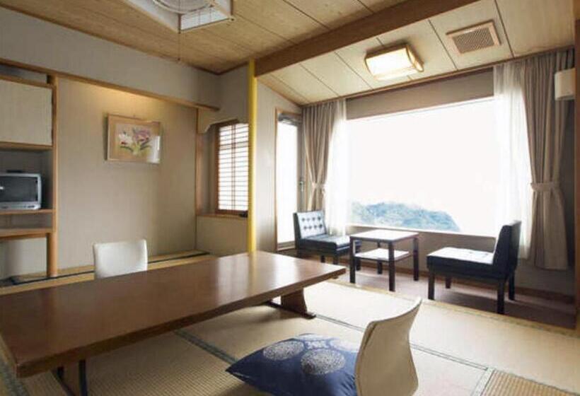 בית מלון כפרי Shimoda View