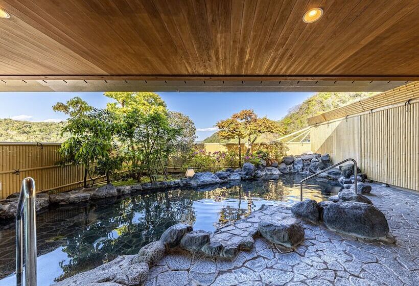 Отель Shuzenji Onsen Katsuragawa