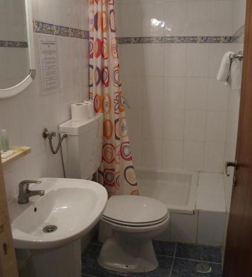 호텔 Triângulo Alojamento Local