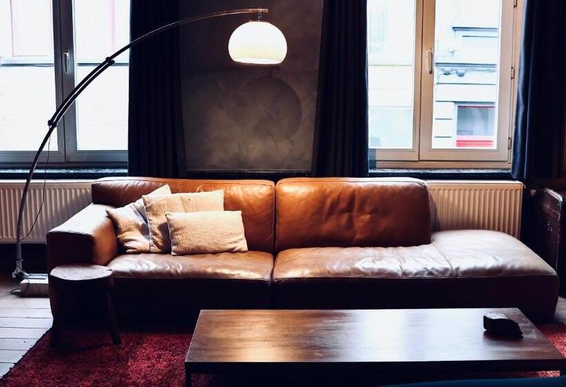 Отель Verne Dreams