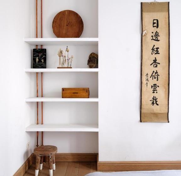 Отель Verne Dreams