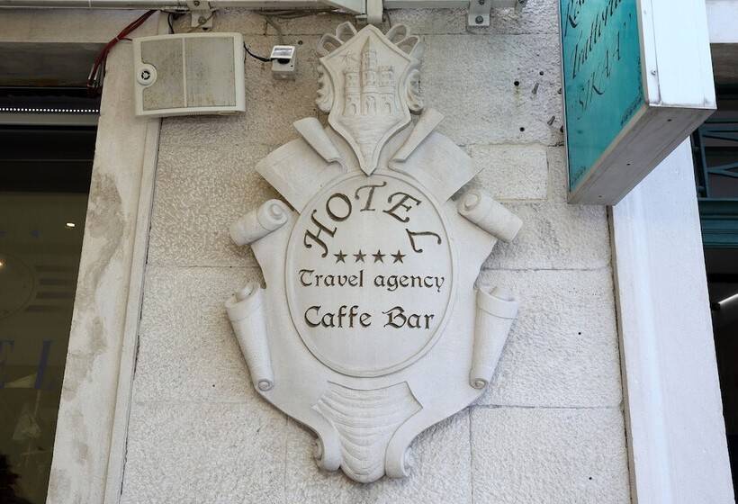 Heritage Hotel Vila Sikaa