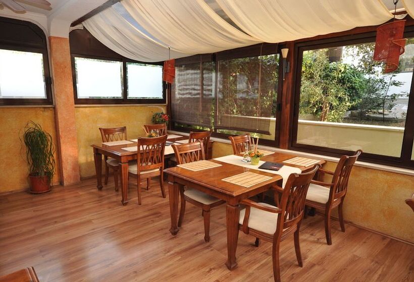 בית מלון כפרי Villa Cezar