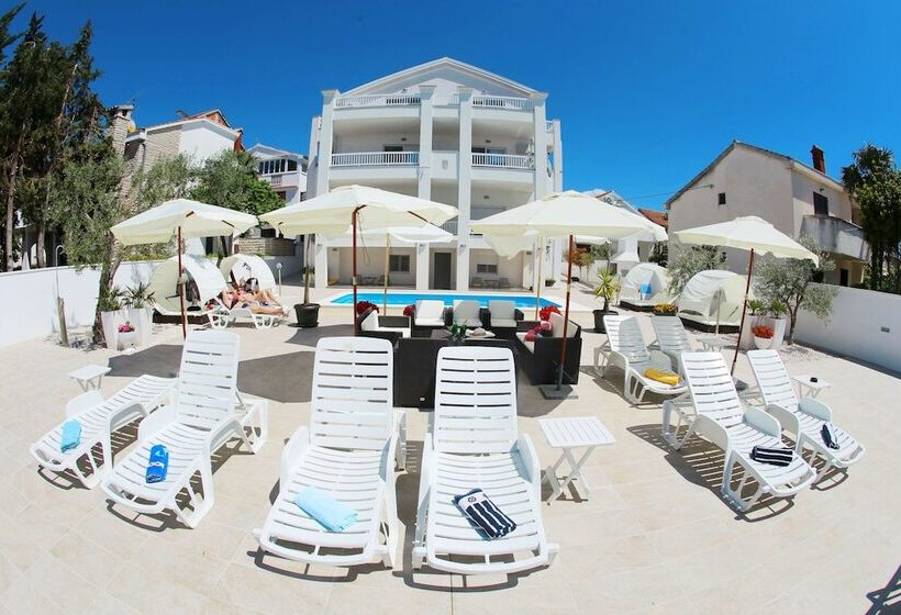 ホテル Villa Triana Adults Only