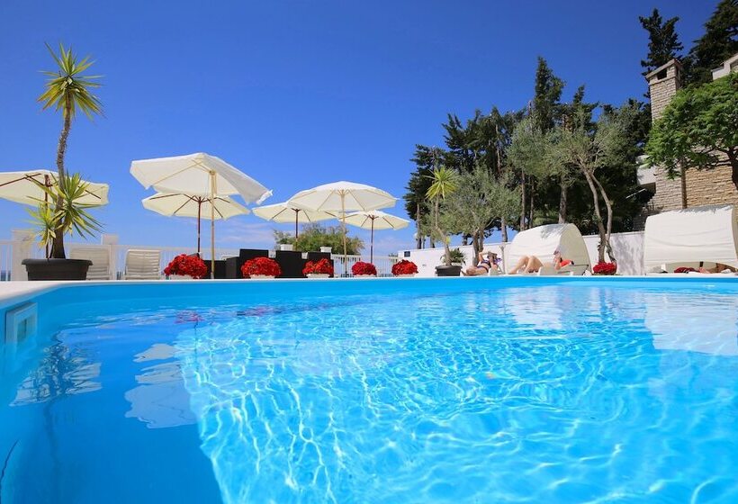 ホテル Villa Triana Adults Only