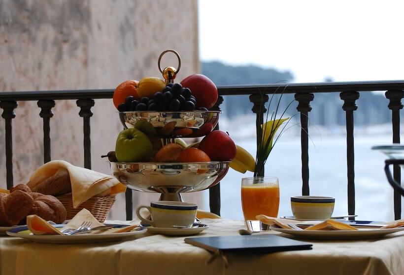 ホテル Villa Tuttorotto