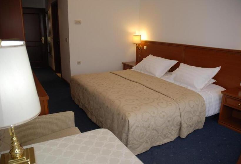 בית מלון כפרי Villa Vera