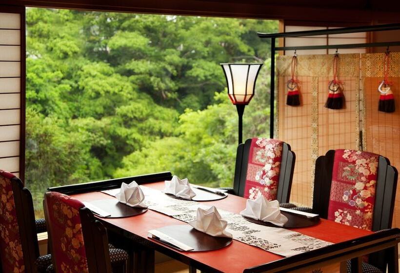 호텔 Yamanaka Onsen Kissho Yamanaka