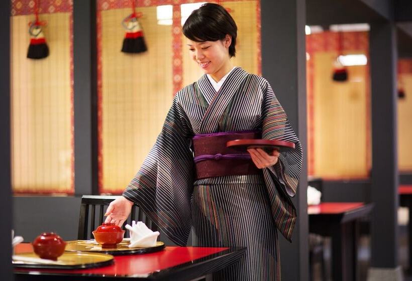 호텔 Yamanaka Onsen Kissho Yamanaka