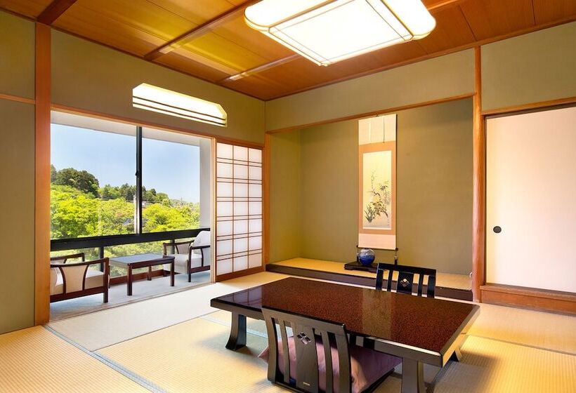 호텔 Yamanaka Onsen Kissho Yamanaka