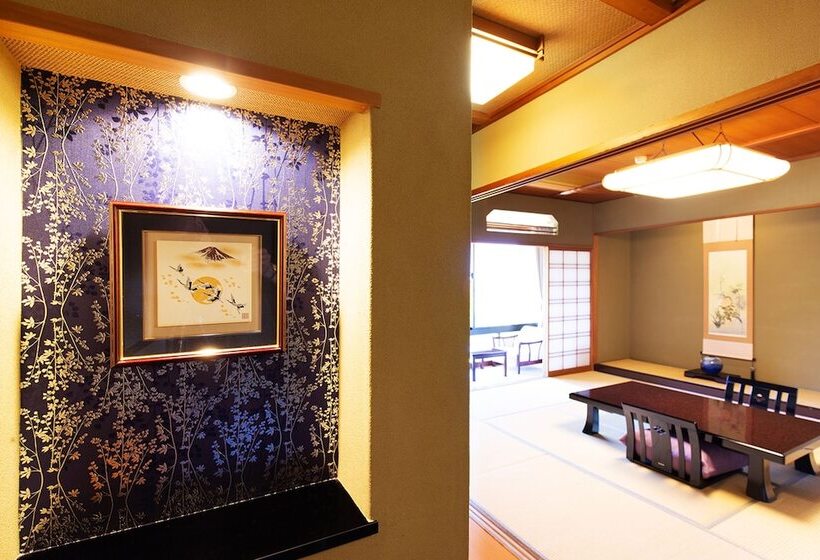 호텔 Yamanaka Onsen Kissho Yamanaka