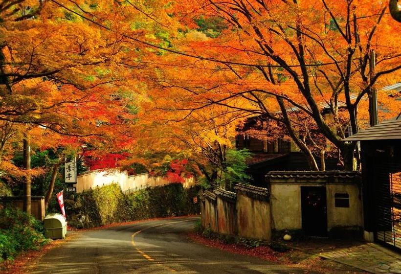 ホテル Yugawara Onsen Kawasegien Isuzu