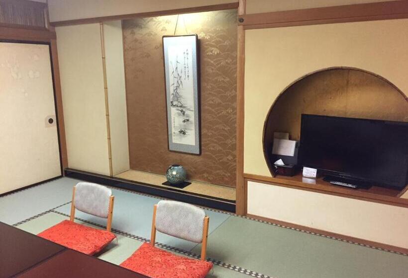 هتل Yamashiro Onsen Yuzankaku