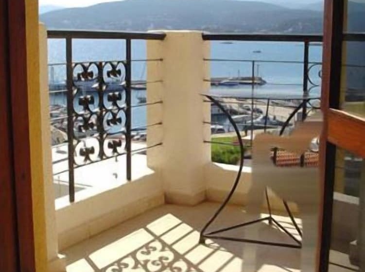 Mantraki Hotel Apartments