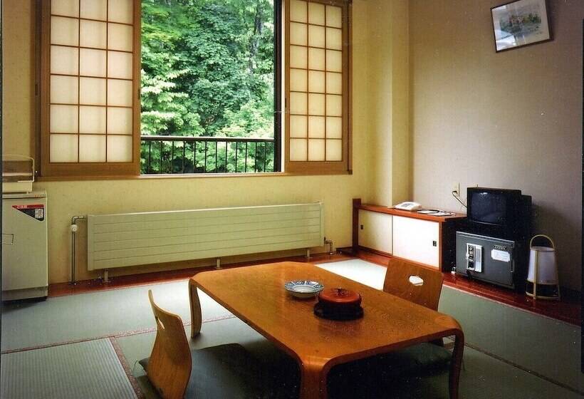 Marukoma Onsen Ryokan