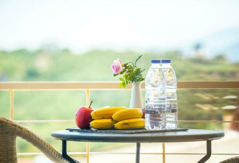 Orestis Hotel Sea View Apartments