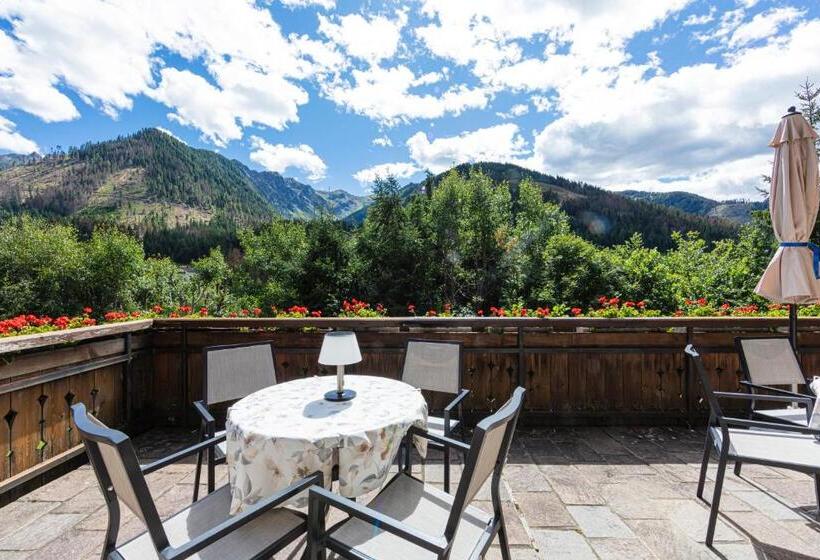 Panorama Hotel Cis   Bed And Breakfast