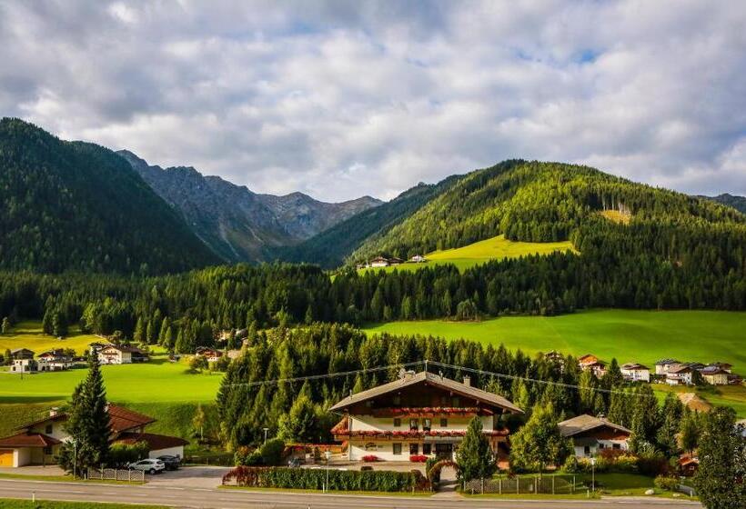 Panorama Hotel Cis   Bed And Breakfast