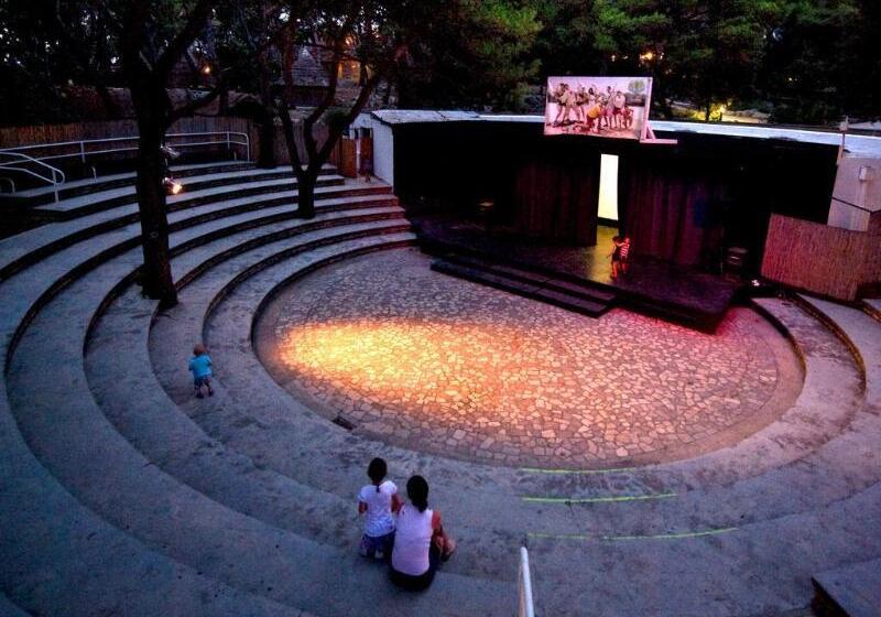 Курорт Pine Beach Pakostane Glamping Homes   All Inclusive Light