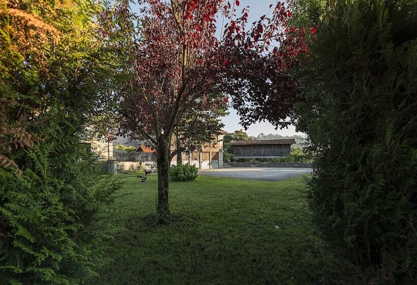 Stone Farm Hostel