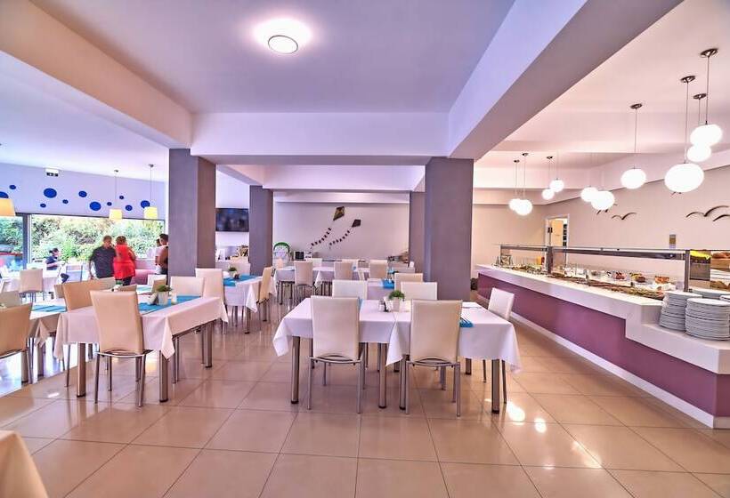 Sunrise Village Hotel   All Inclusive