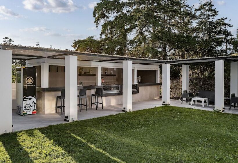 Sunrise Village Hotel   All Inclusive