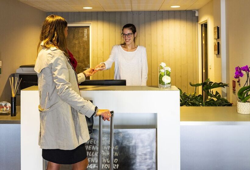 Ténéo Apparthotel Bordeaux Mérignac   Aéroport