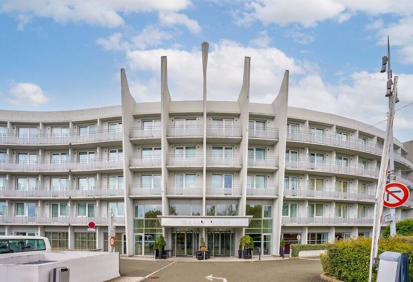 Clarion Paris Cdg Airport