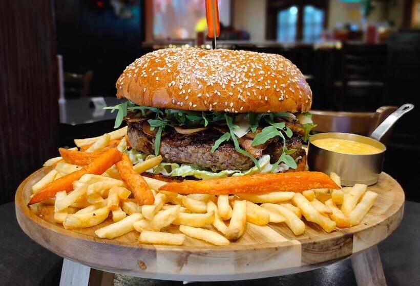 Millennium Plaza Downtown Suites